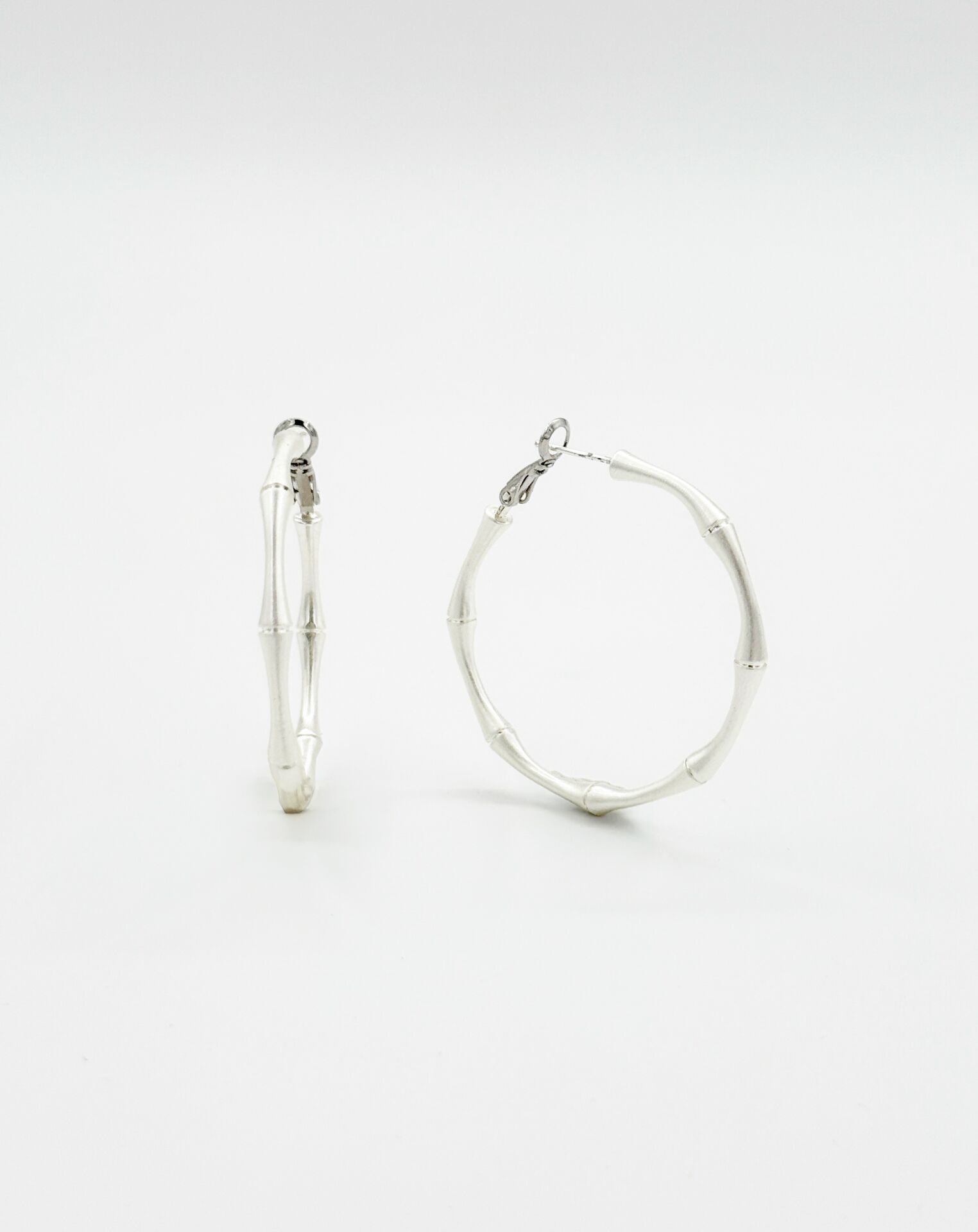 White Gold Plated Bone Hoop Küpe