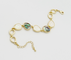 14K Gold Plated Victoria Bileklik