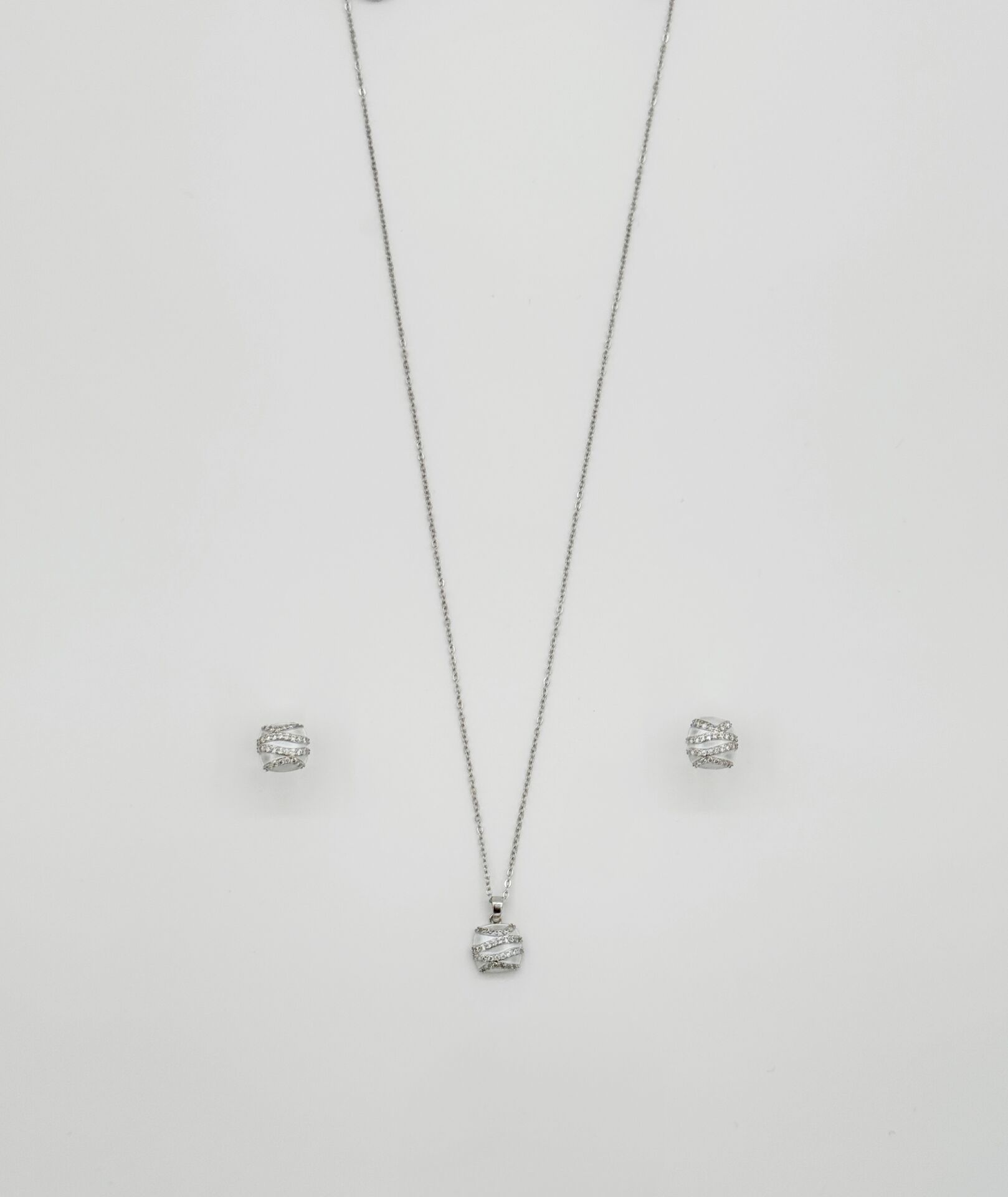 White Gold Plated İnci Zarafeti Küpe Kolye Set