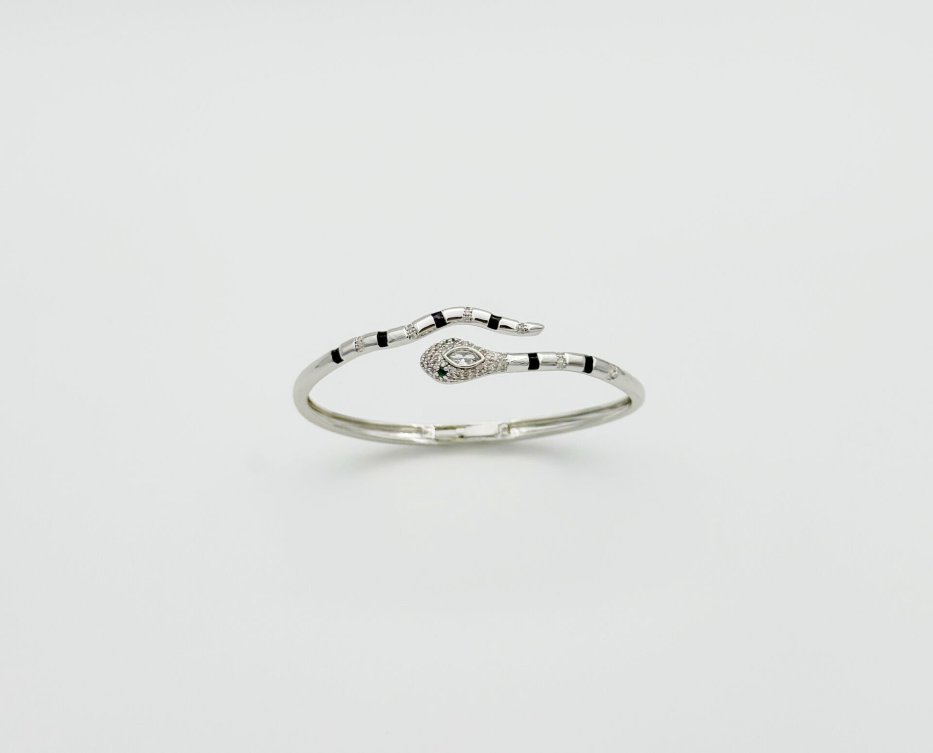 White Gold Plated Magic Snake Kelepçe