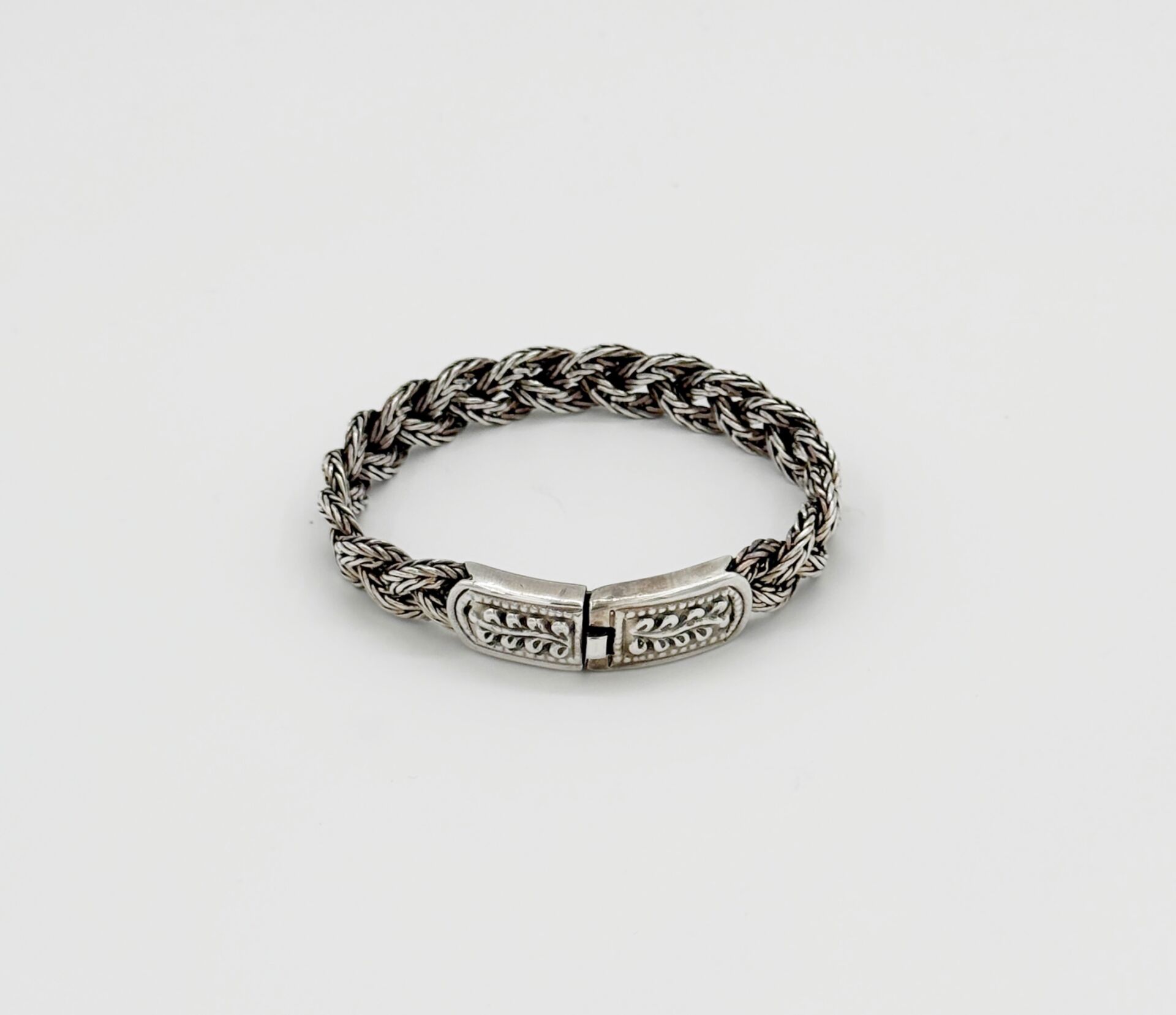 925 GÜMÜŞ ÖRGÜ İŞLEME ERKEK BİLEKLİK