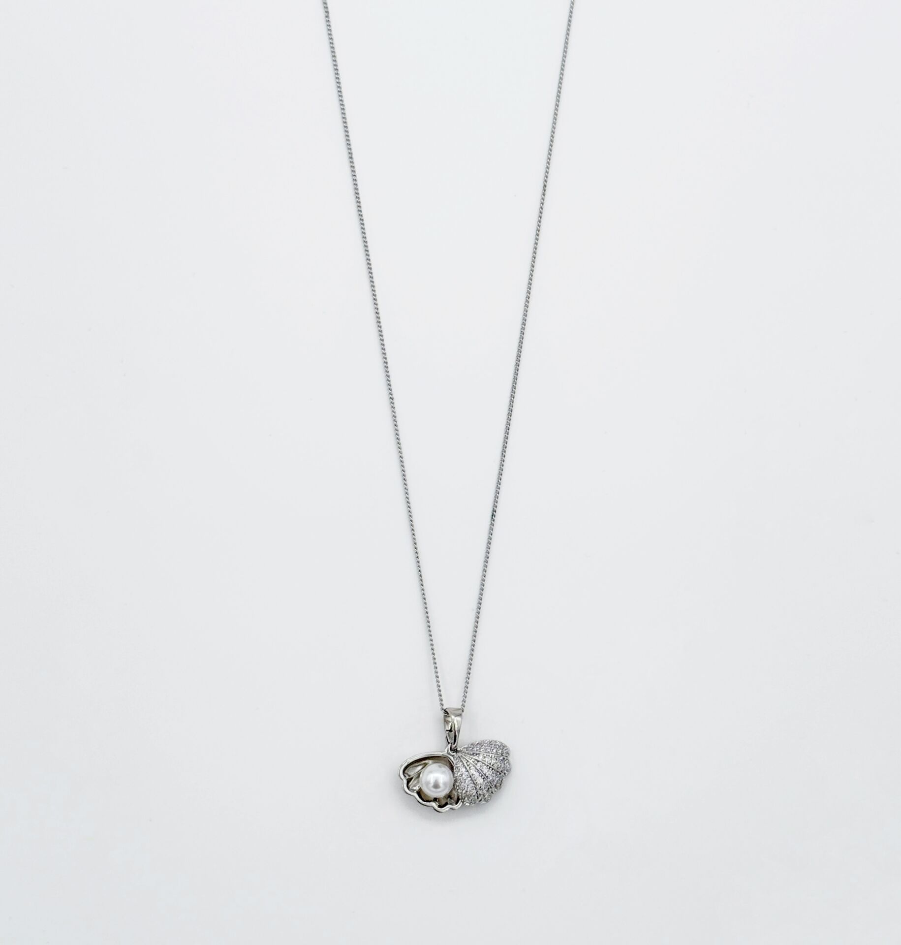 White Gold Plated Pearl Dream Kolye