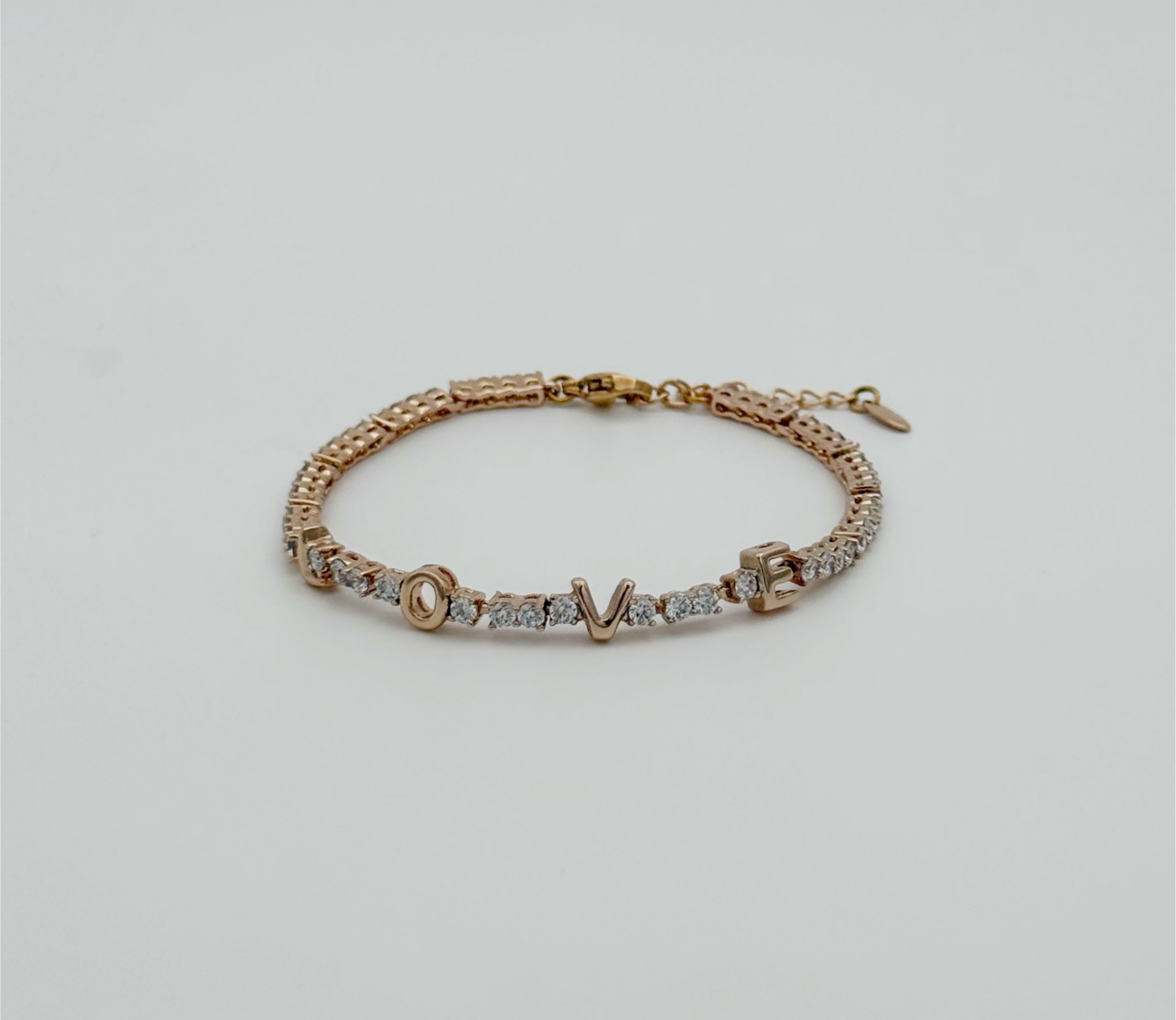 18K Rose Gold Plated  L o v e  Su Yolu Bileklik