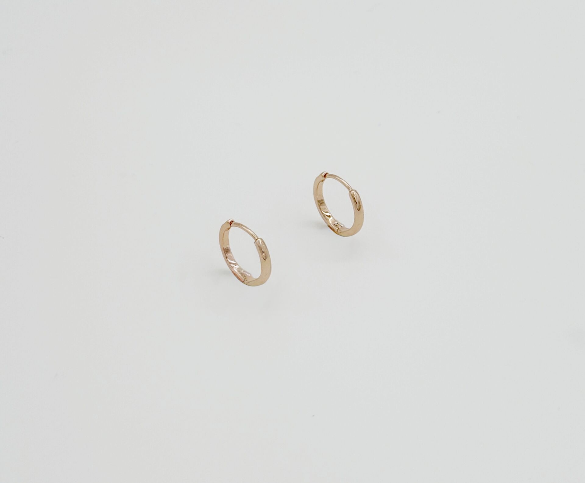 18K Rose Gold Plated Mini Simple Hoop Küpe