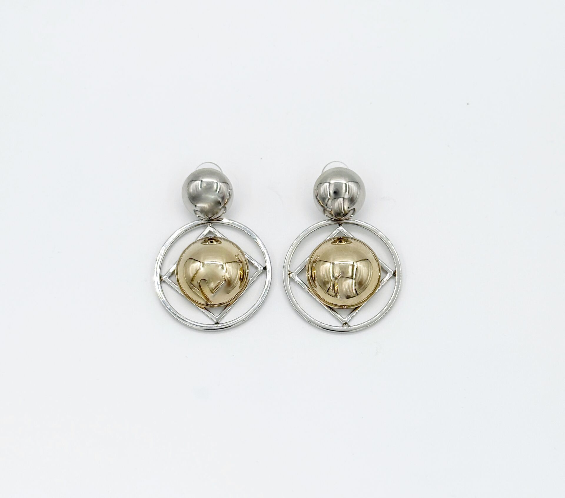 White Gold Plated Geometric Sunligth Grande Küpe