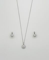 White Gold Plated Topaz Küpe Kolye Set