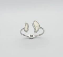 White Gold Plated Duo Pearl Kelepçe