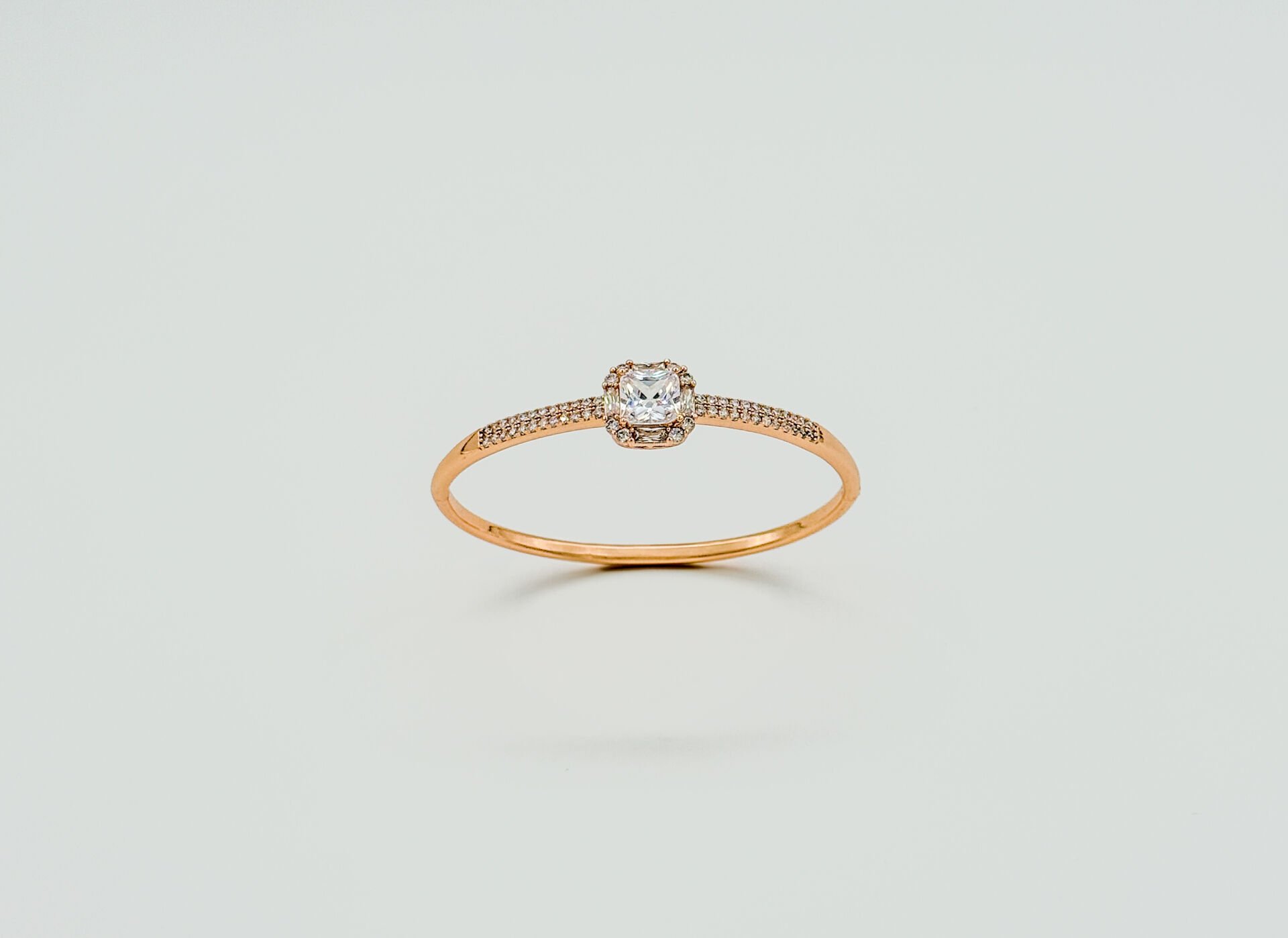 18K Rose Gold Plated Boss Baguette Kelepçe