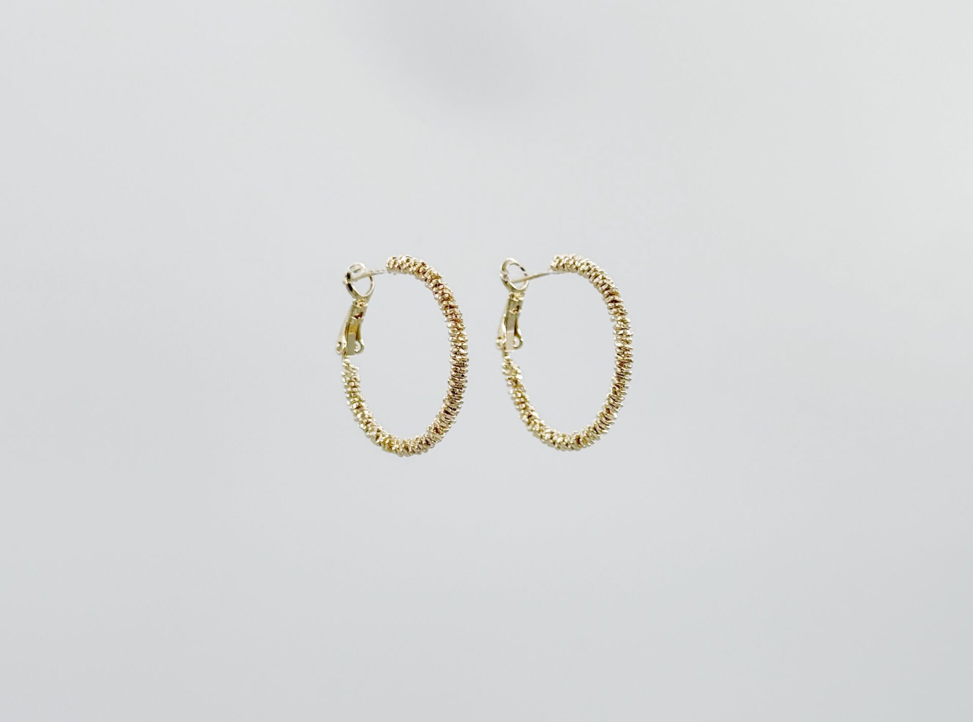 14K Gold Plated Scaly Hoop Küpe