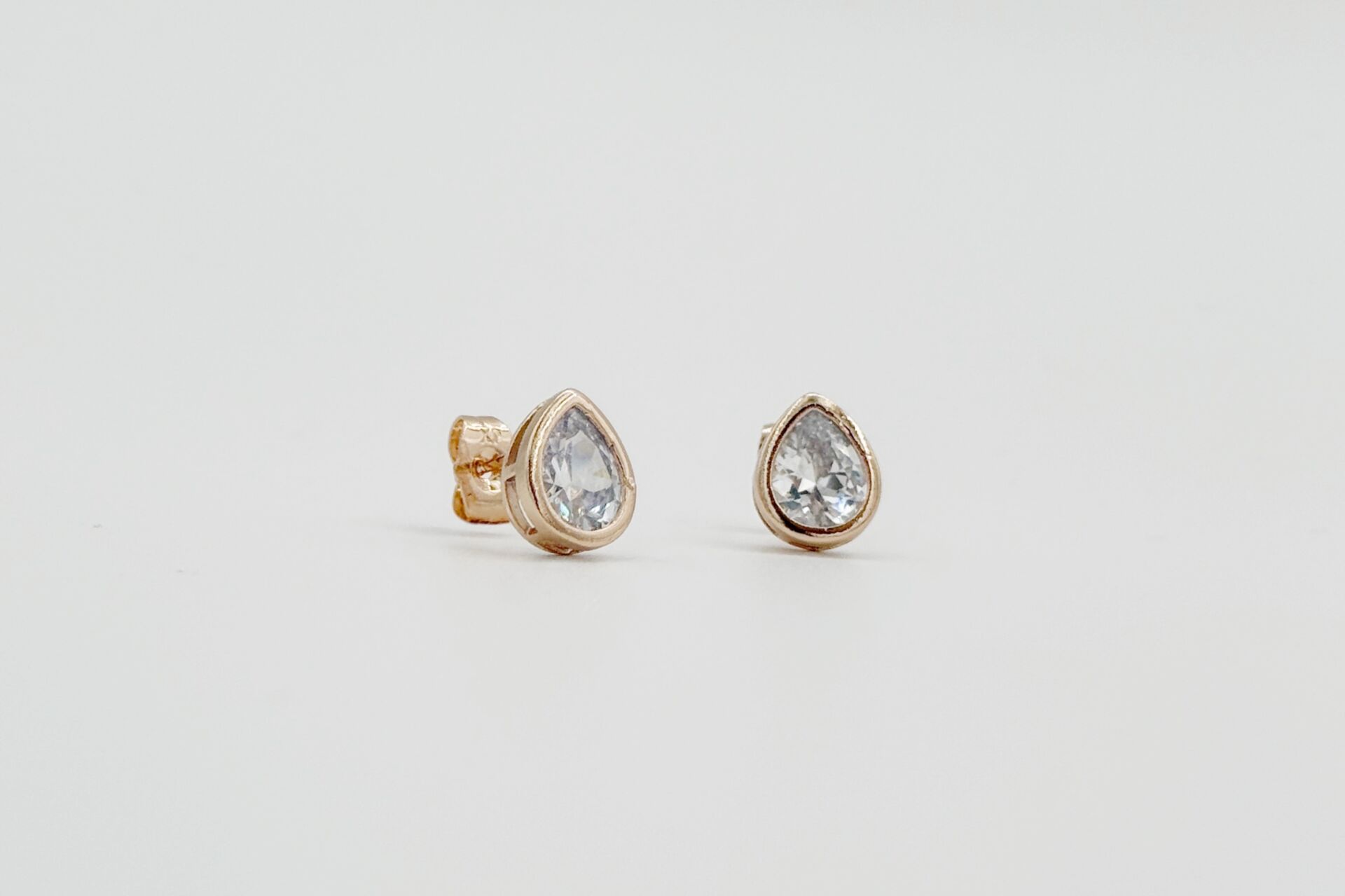 18K Rose Gold Plated Baisse Stud Küpe