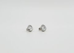 White Gold Plated Baisse Stud Küpe