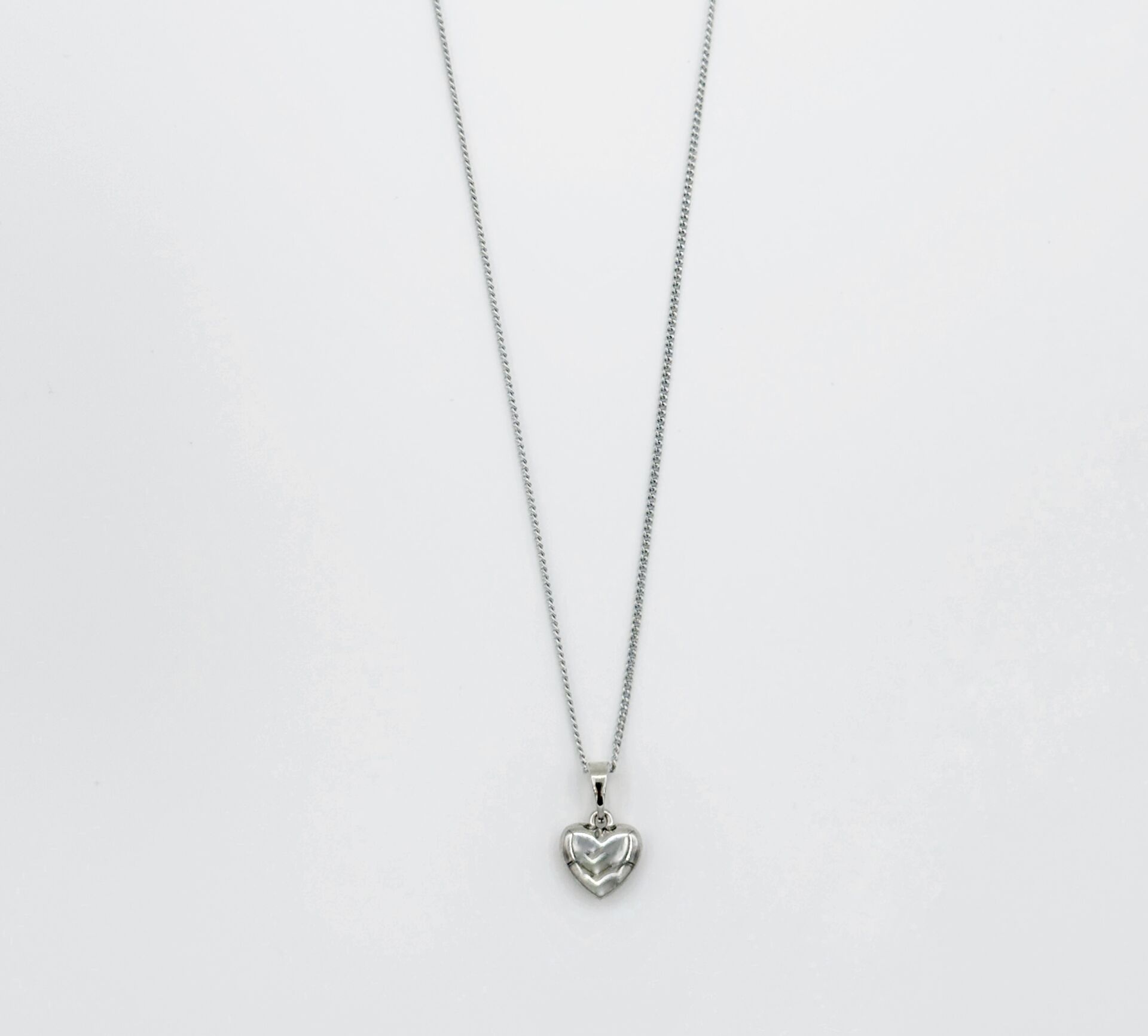 White Gold Plated Fluffy Love Kolye