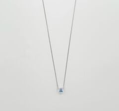 White Gold Plated Hologram Küp Kolye