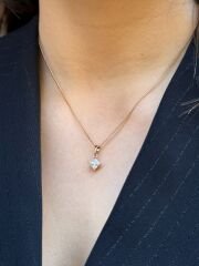 18K Rose Gold Plated Kare Tek Taş Kolye