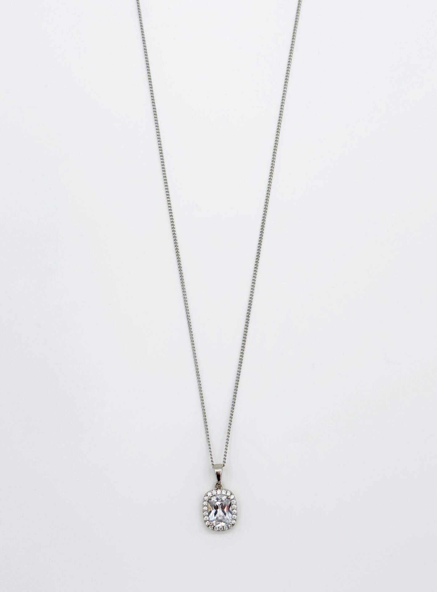 White Gold Plated Baget Kolye