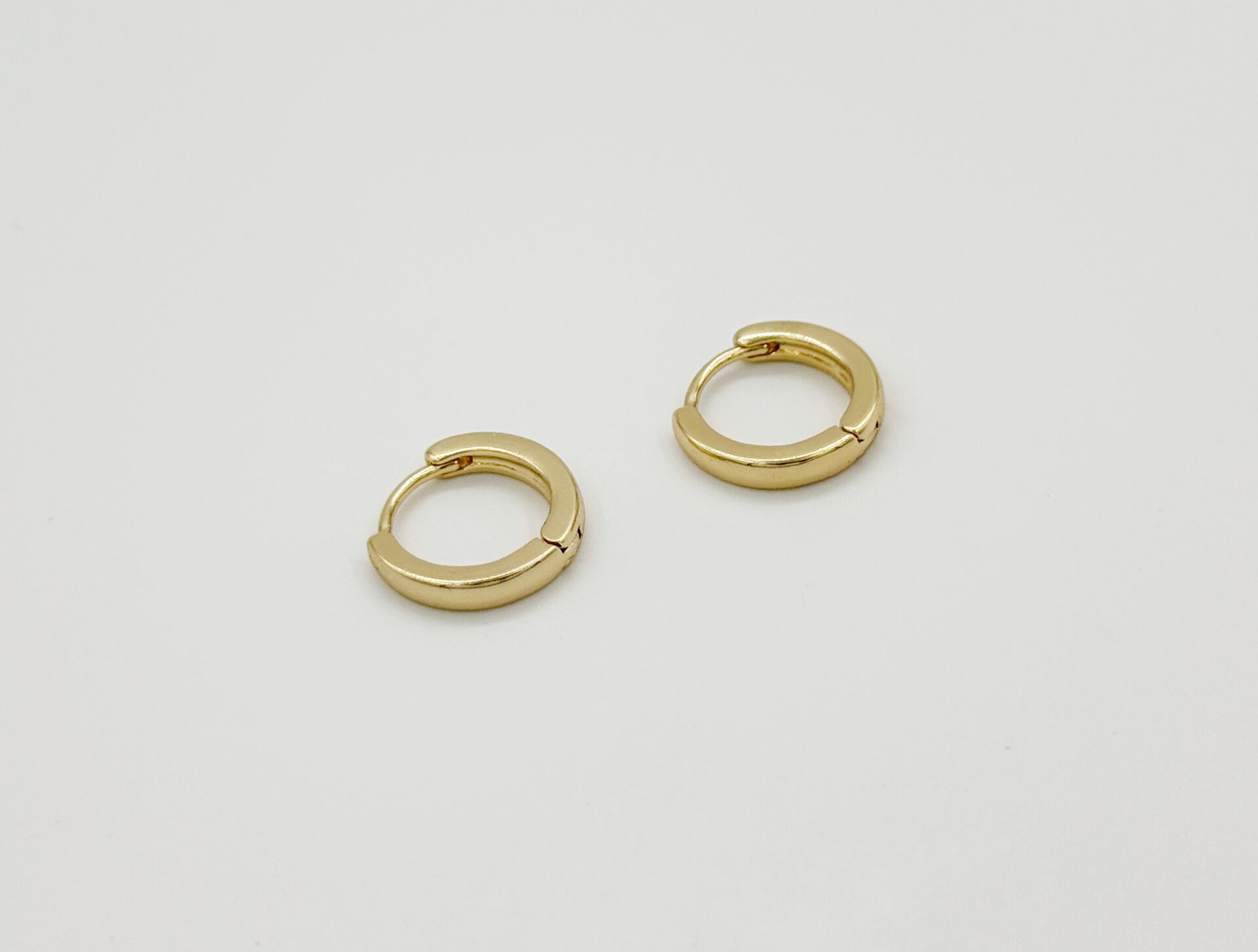 14K Gold Plated Classic Hoop Küpe