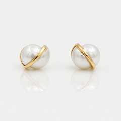 14K Gold Plated Pearl Balance Stud Küpe