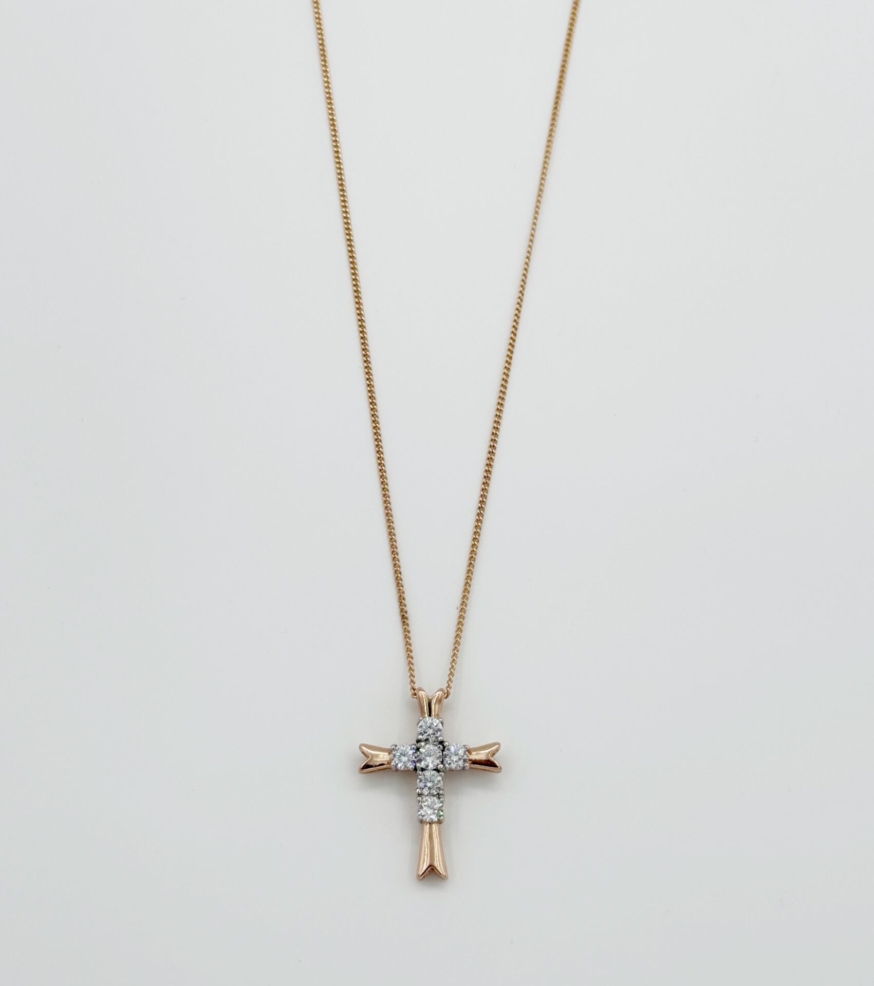 18K Rose Gold Plated Showy Cross Kolye