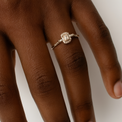 White Gold Plated Baget Yüzük