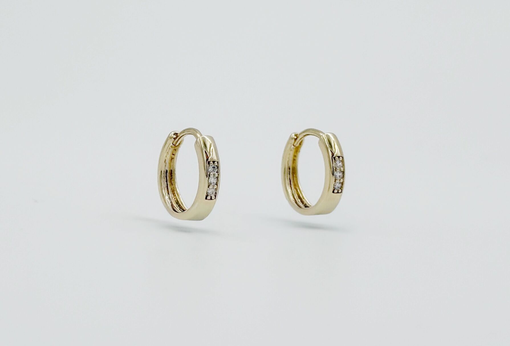 14K Gold Plated Tria Simple Mini Hoop Küpe