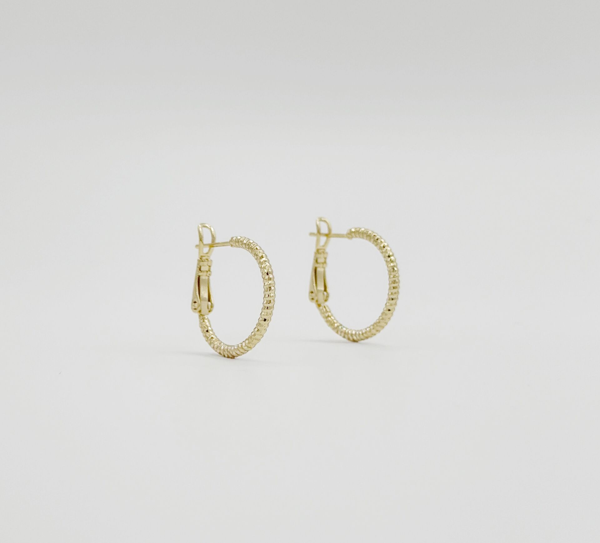 14K Gold Plated Mini İtalyan Hoop Küpe