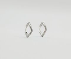 White Gold Plated Perle Luna Hoop Küpe