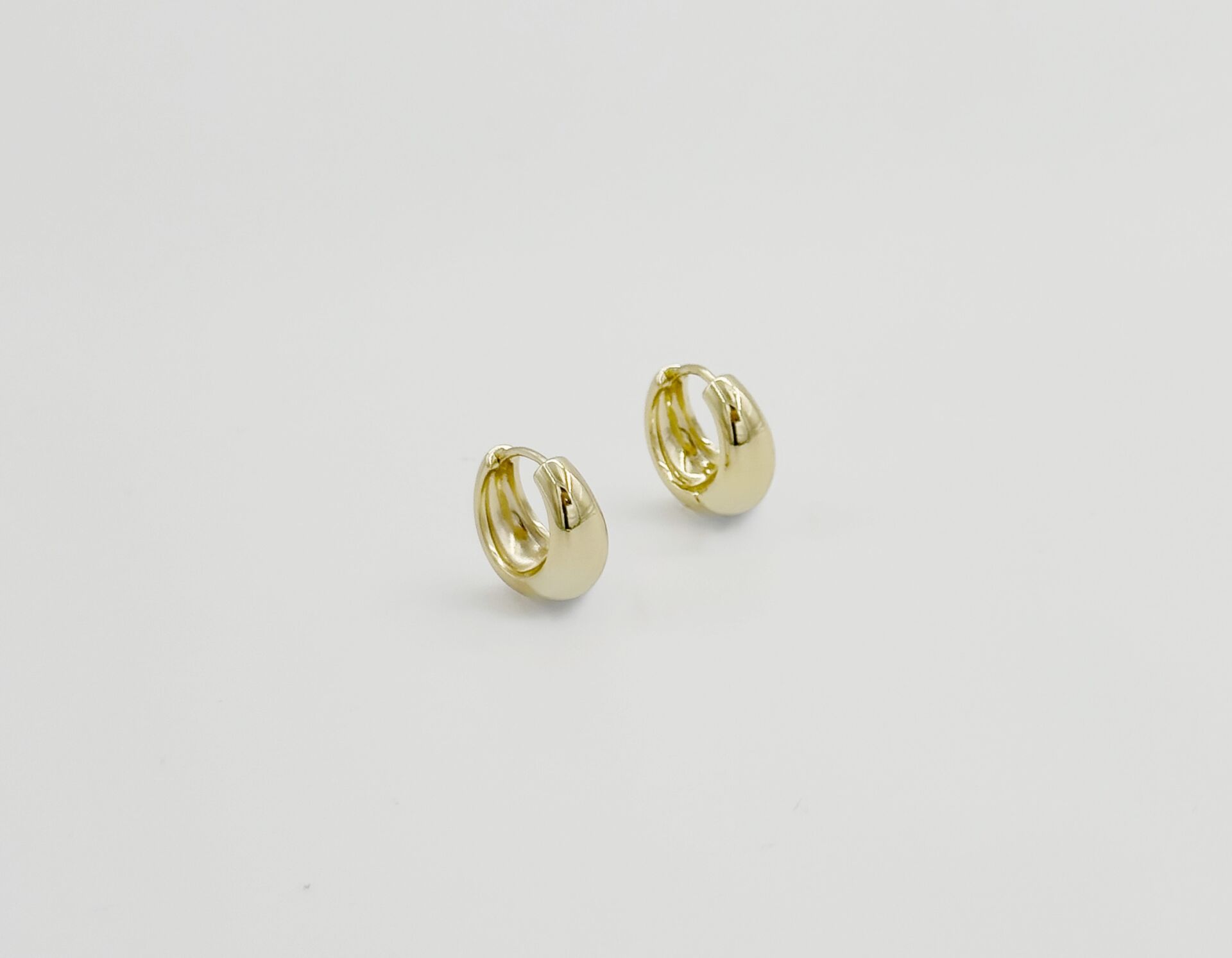 14K Gold Plated Minnie Panier Hoop Küpe