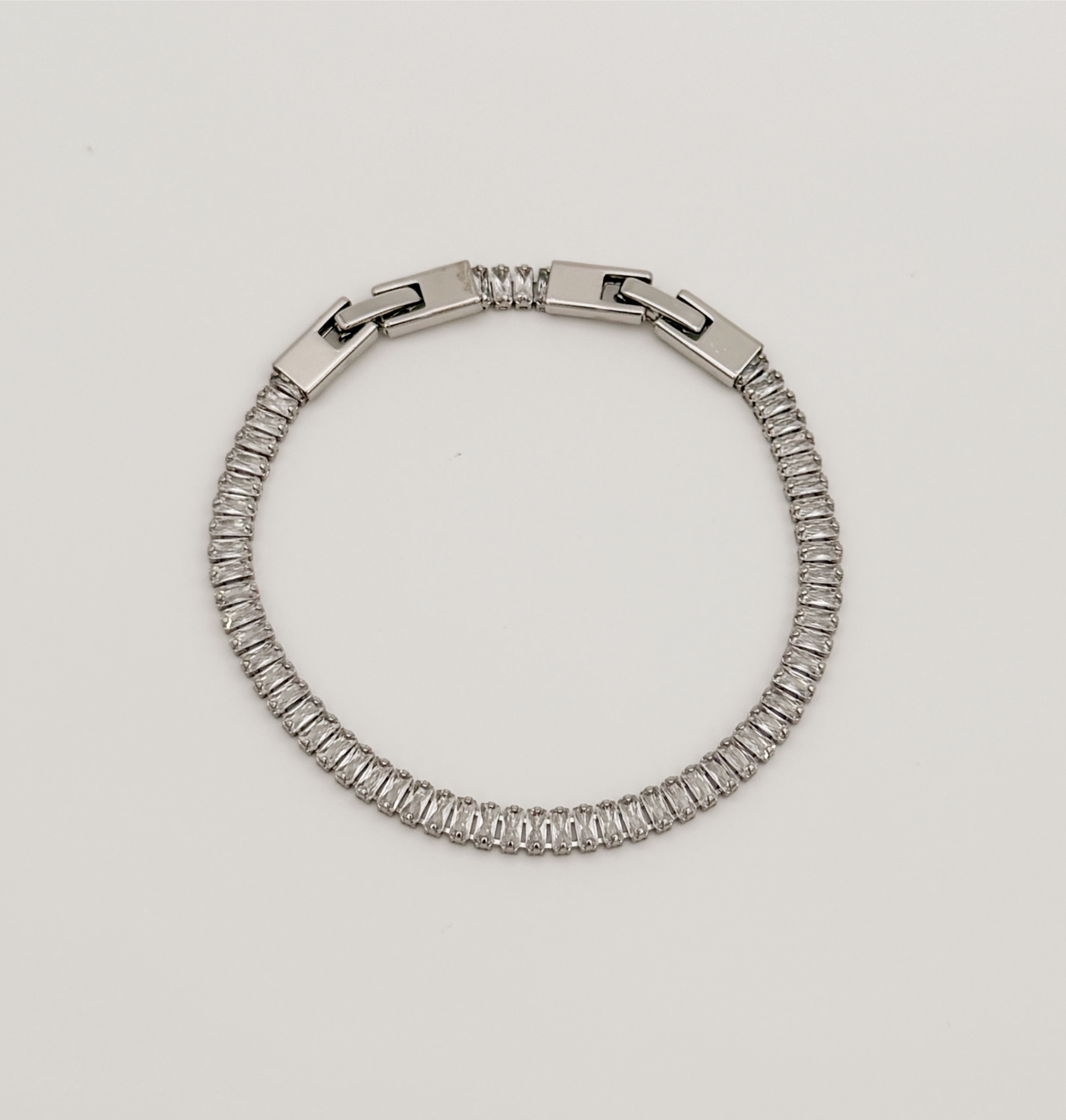 White Gold Plated Baget Su Yolu Bileklik
