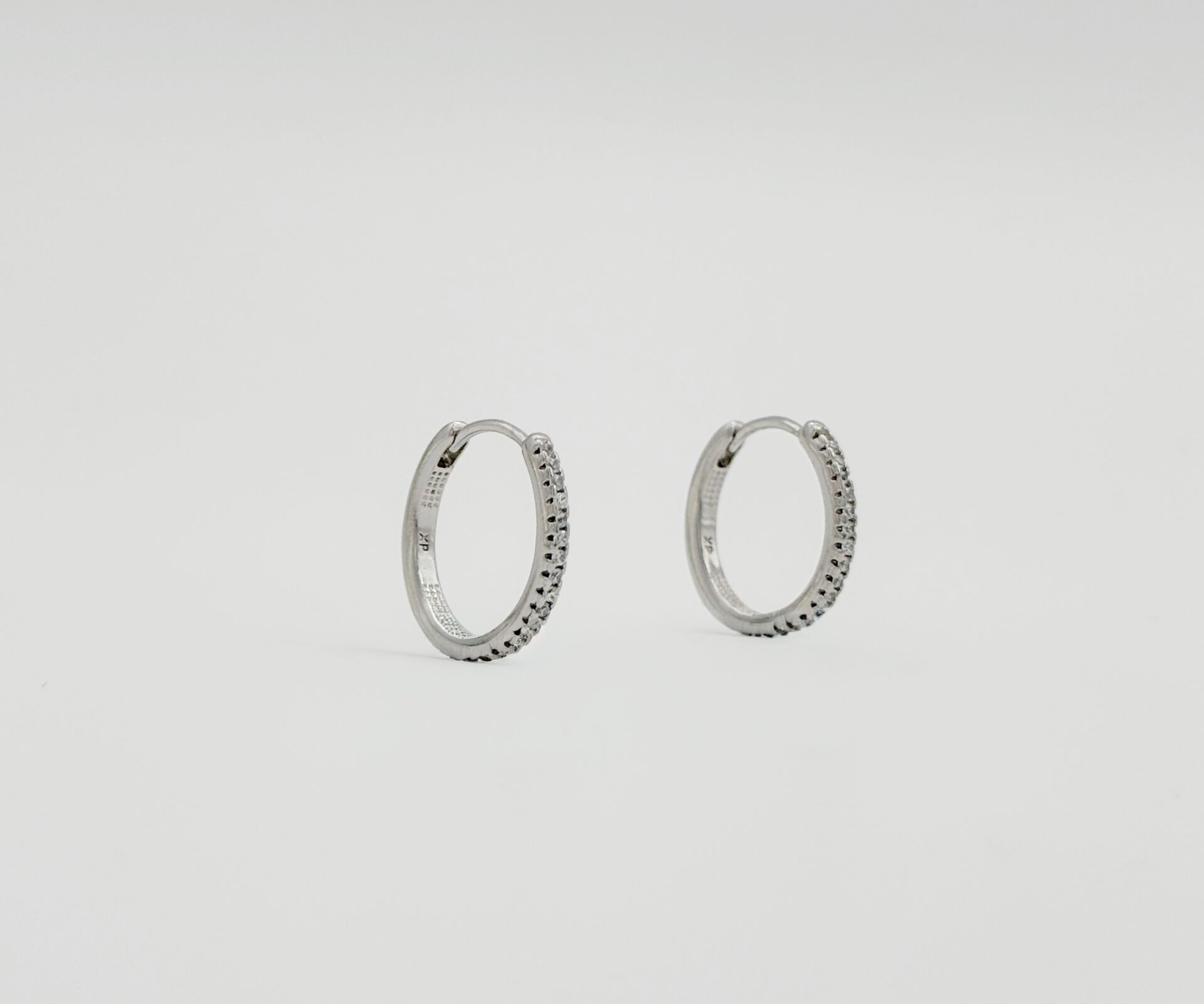 White Gold Plated Mince Shiny Hoop Küpe