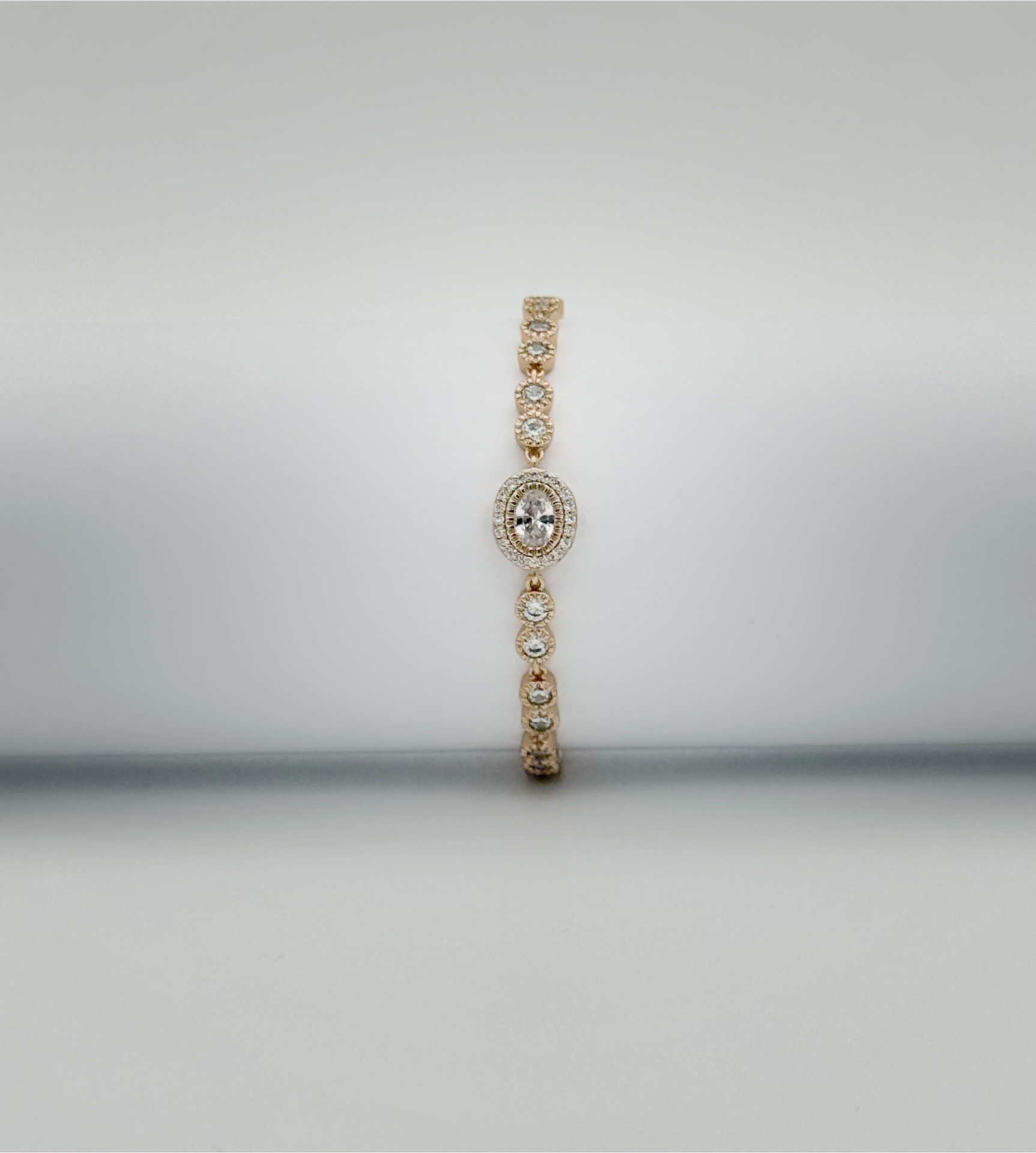 18K Rose Gold Oval Diamond Bileklik