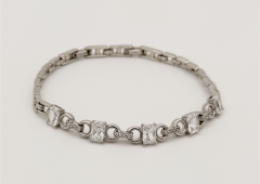 White Gold Plated Square Stone Bileklik