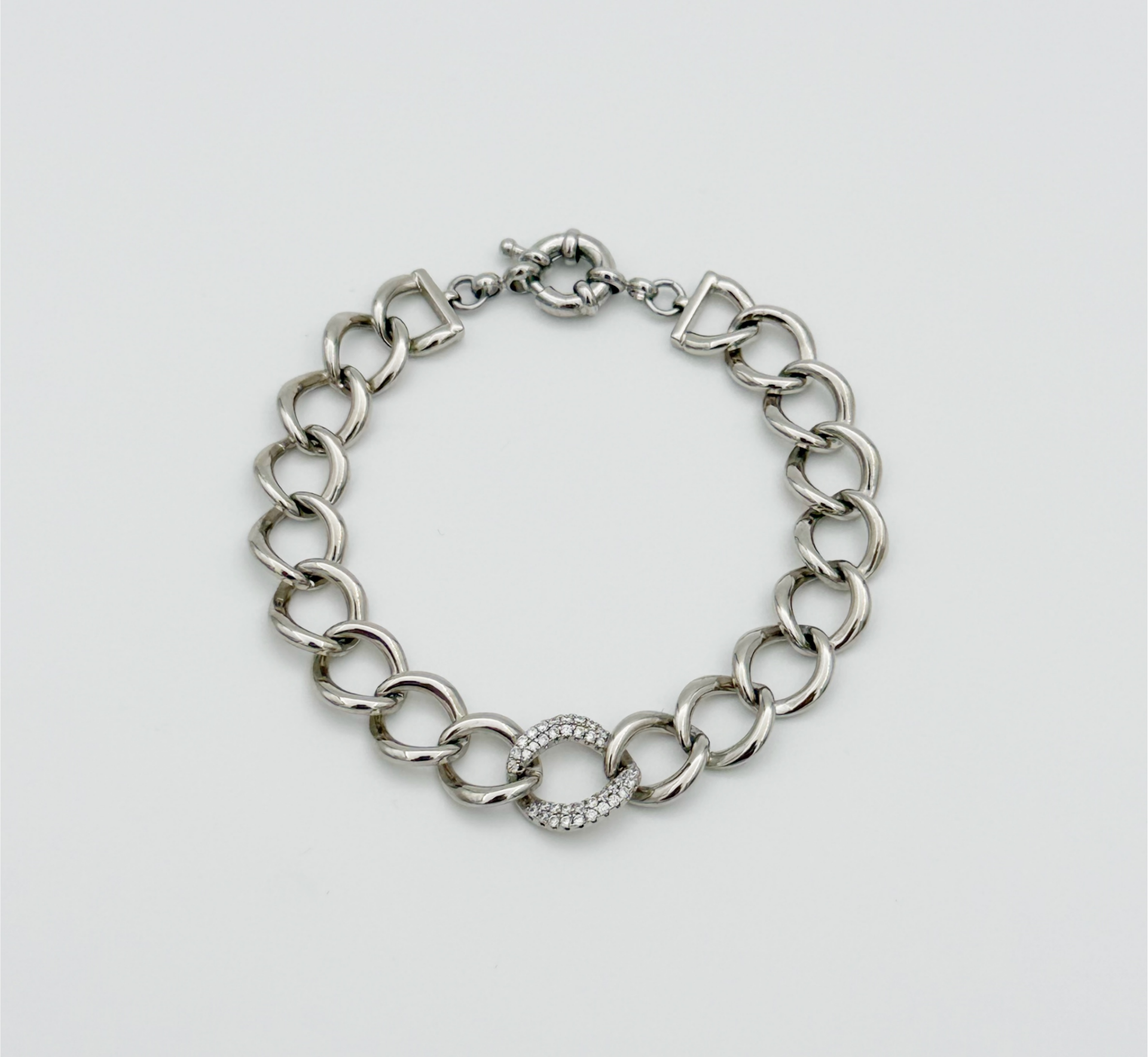 White Gold Plated Vitra Gurmet Bileklik