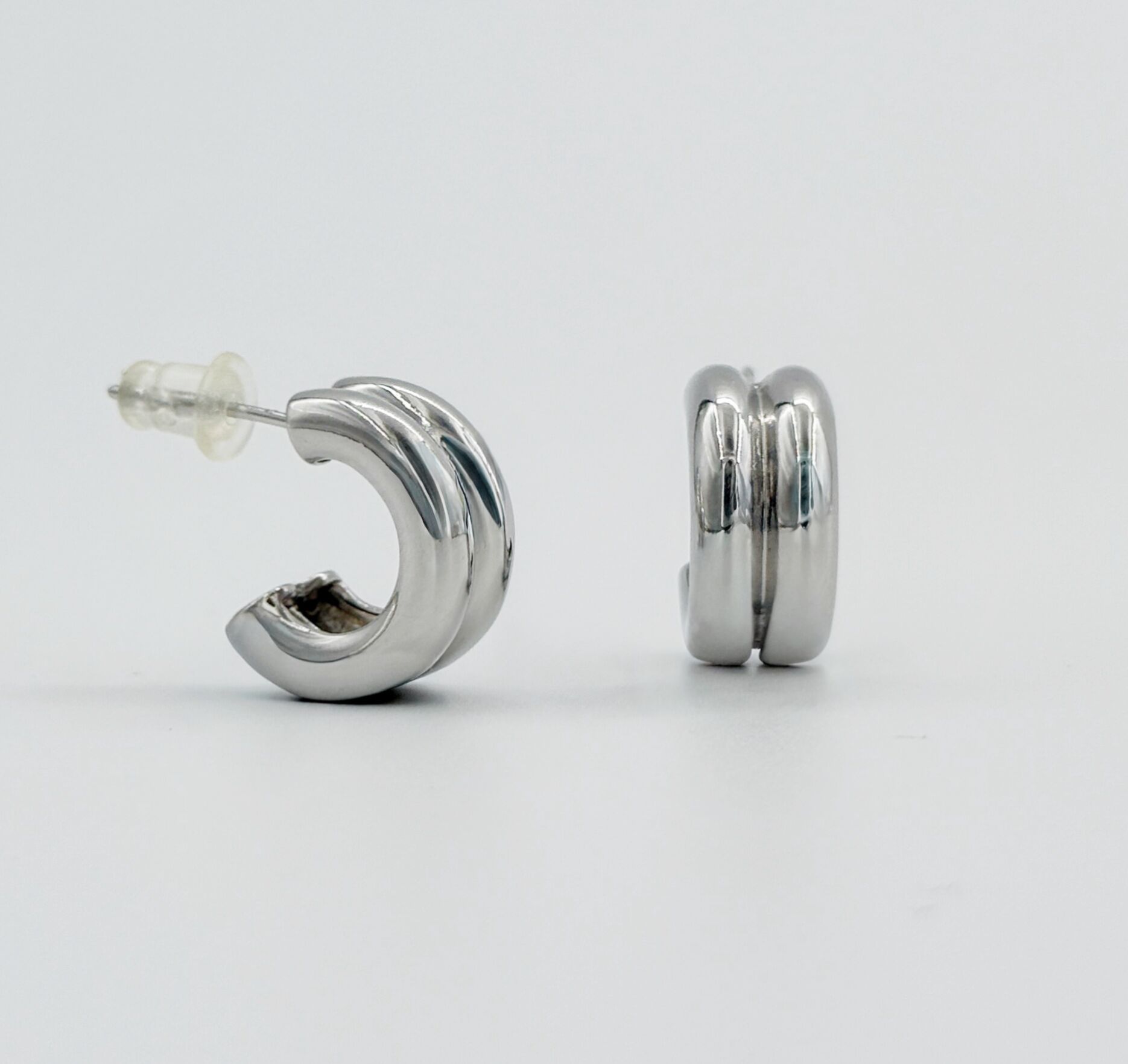 White Gold Plated Thick Mini Hoop Küpe