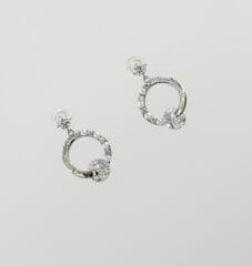 White Gold Plated Sparkling Circle Stud Küpe