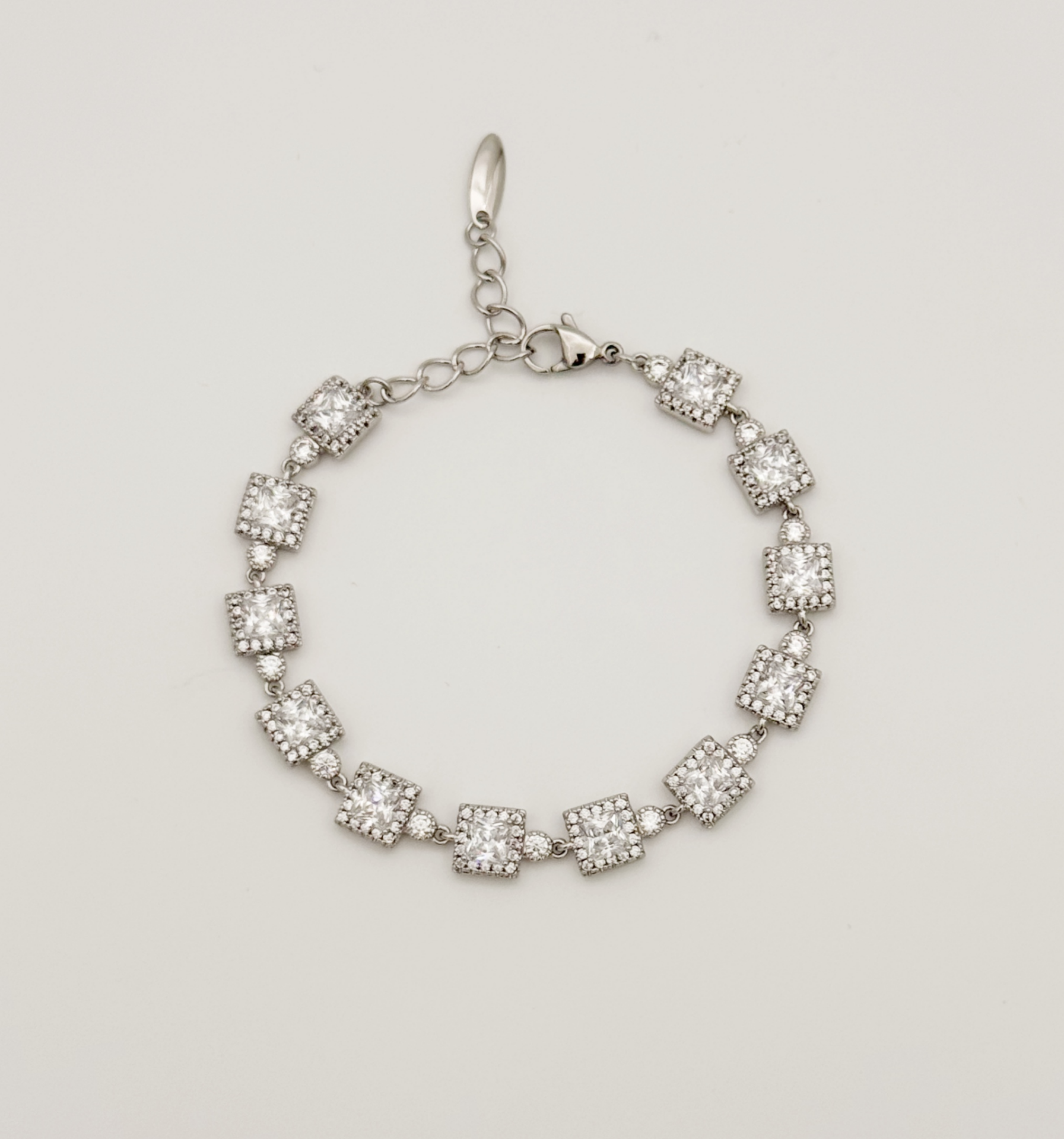 White Gold Plated Starlace Bileklik