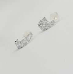 White Gold Plated Diva Baget Stud Küpe